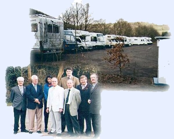 01. April 2001: Offizielle Inbetriebnahme der Wohnmobilstellplatzes